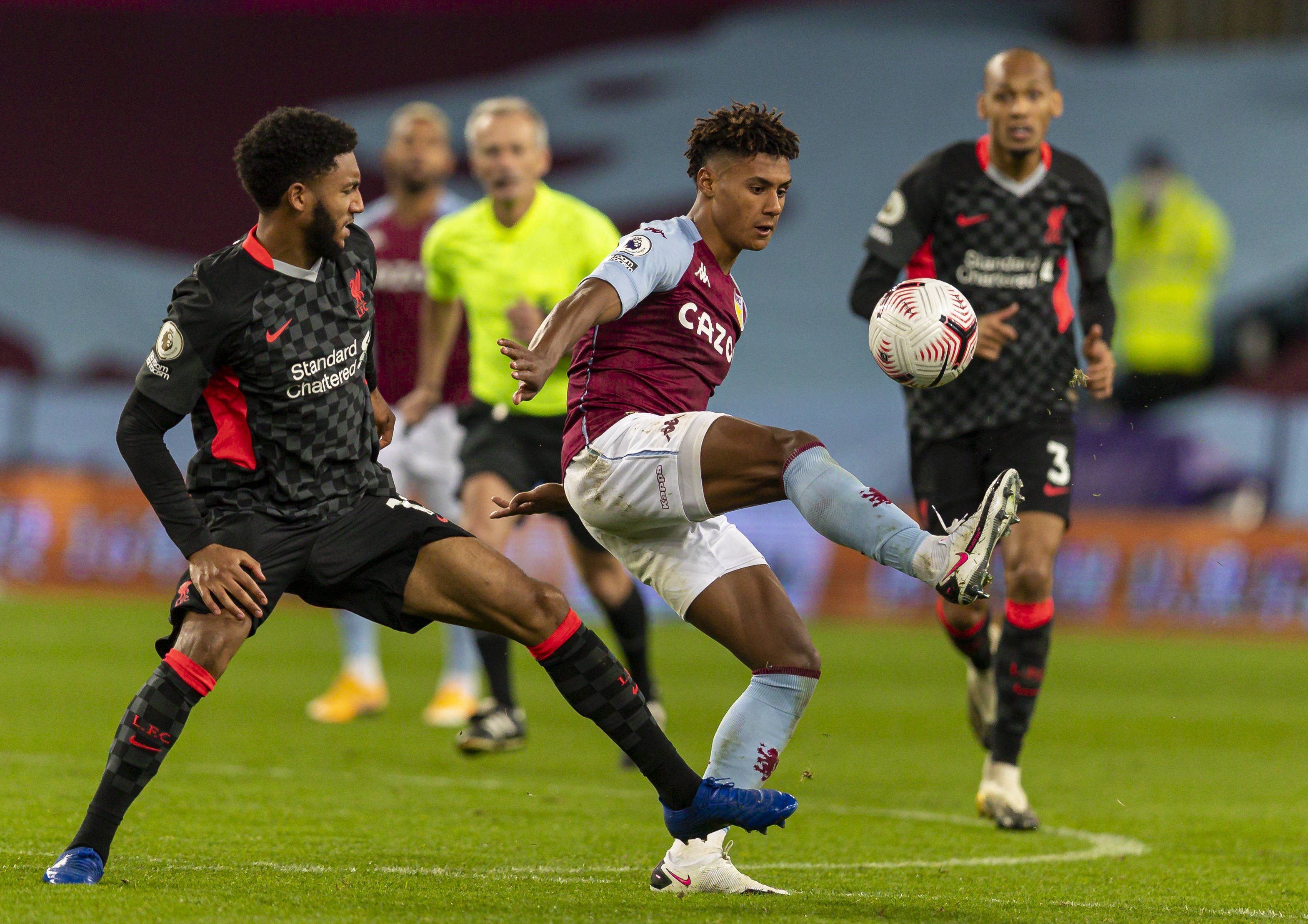 不仅使他在 不仅使他在